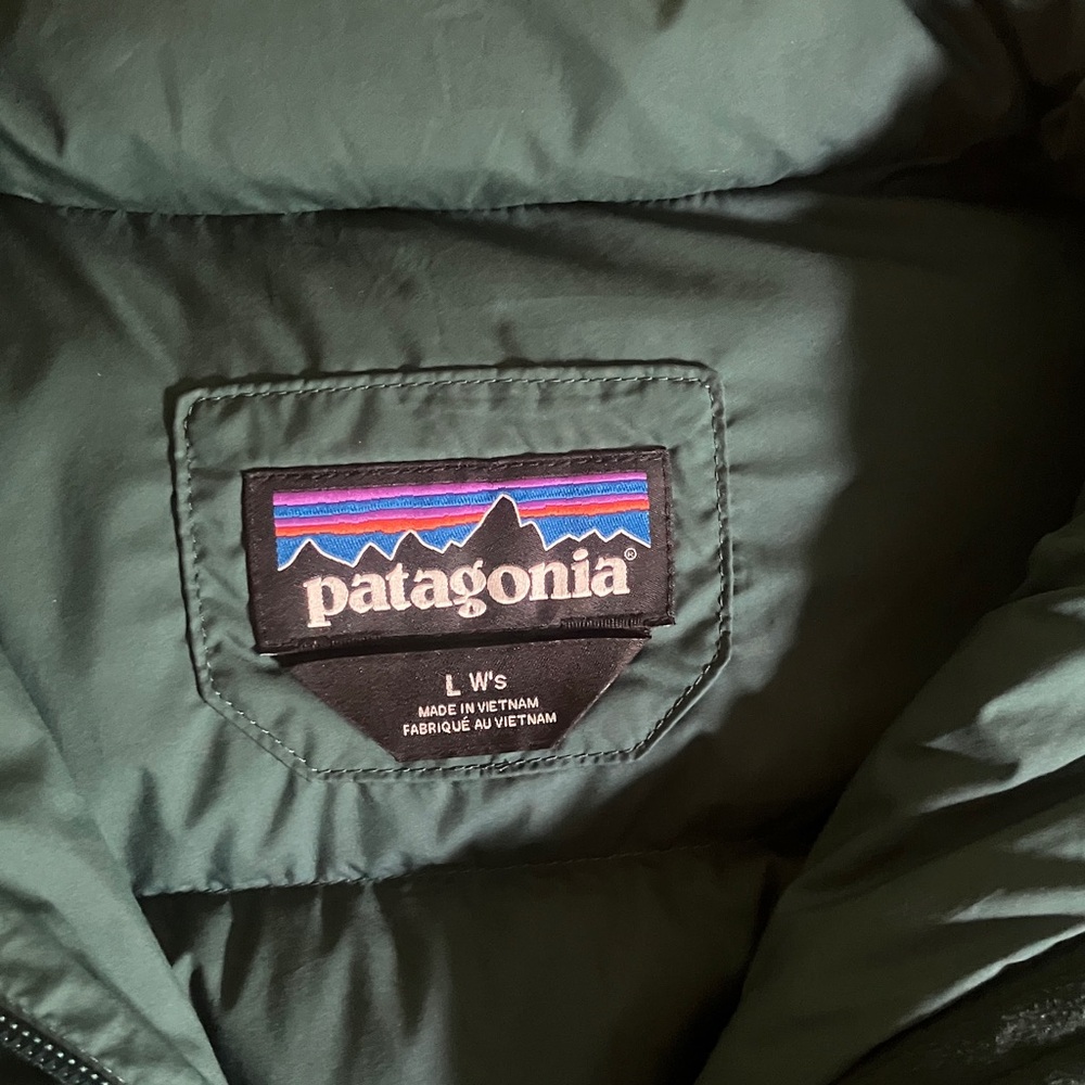 Patagonia Silent Down Jacket - Picture 6 of 8
